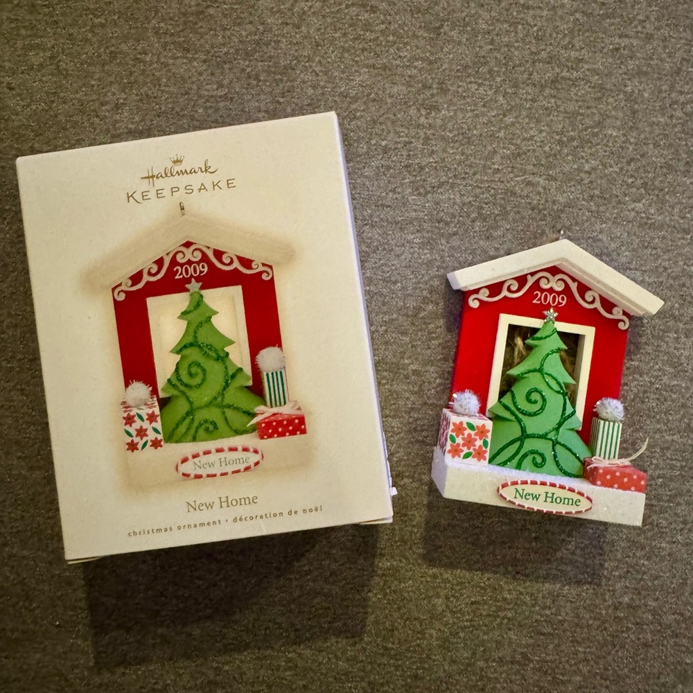 Hallmark Keepsake 2009 'New Home' Ornament Original Box